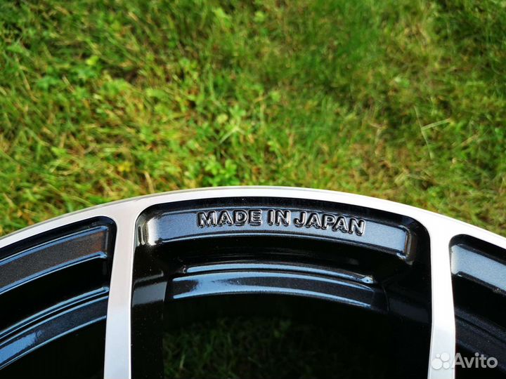 Rays Gram Lights Azure 57 ANA 8/9.5 5x114.3/112