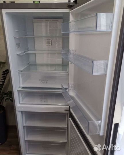 Холодильник Haier