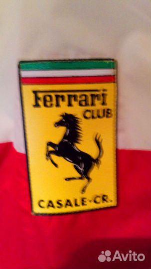 Ветровка, ferrari