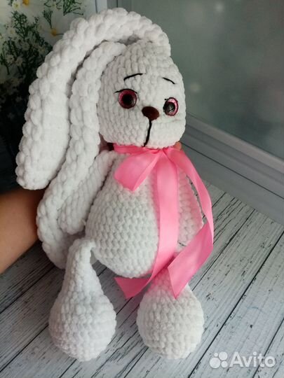 Игрушка плюшевый заяц