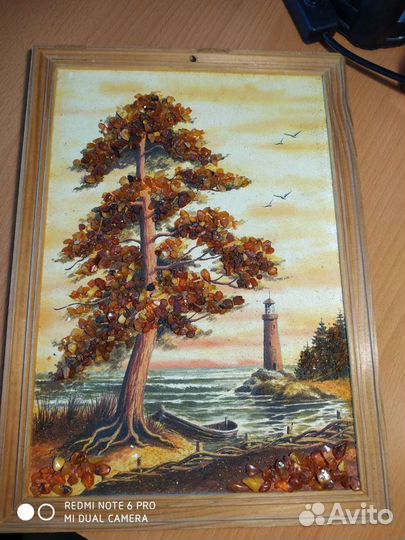 Картины накатка и из янтаря,металла и вышитая