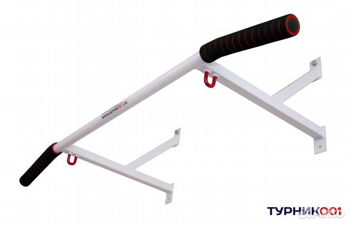Турник, скамейка для жима лежа, велопарковка