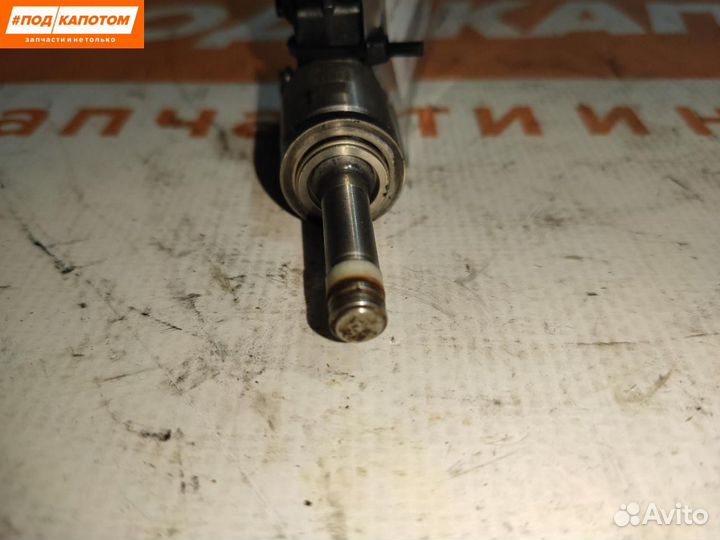 Форсунка топливная Mazda 3 BM рест. 2016 PY0113250