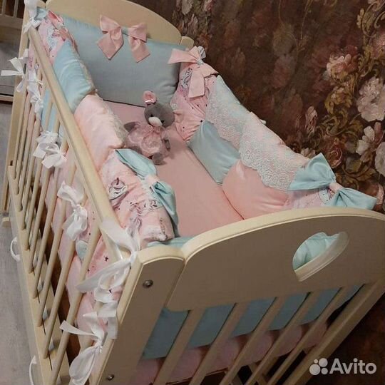 Бортики в кроватку