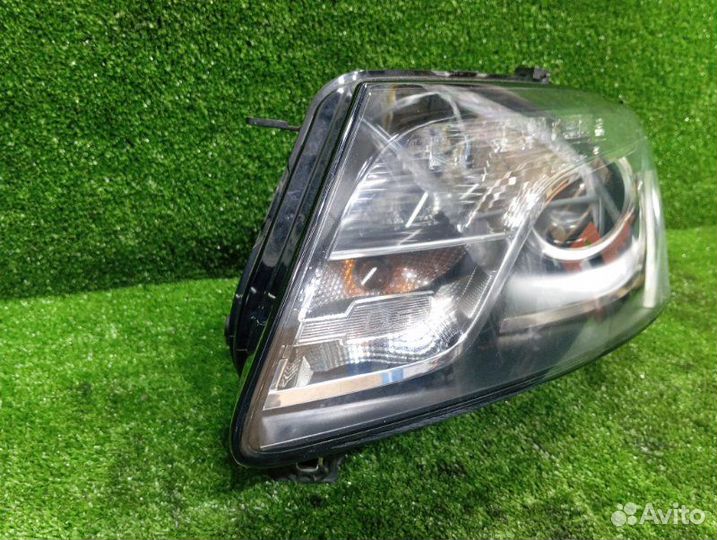 Фара левая Audi Q5 I 8R cdnc 2011