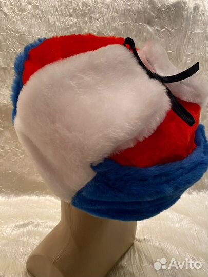 Шапка ушанка с кокардой СССР и РФ цветная