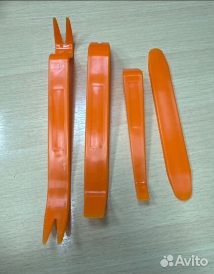 Набор для разборки панелей из пластика