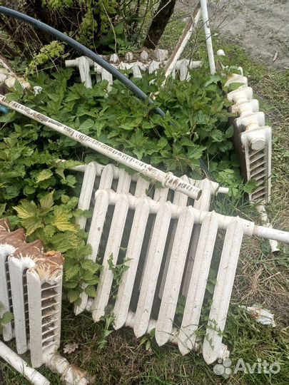 Батарея чугунная