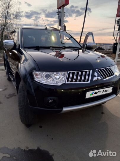 Mitsubishi Pajero Sport 2.5 AT, 2011, 238 000 км