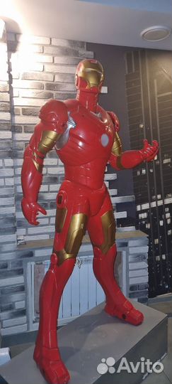 Продам статую Железный Человек