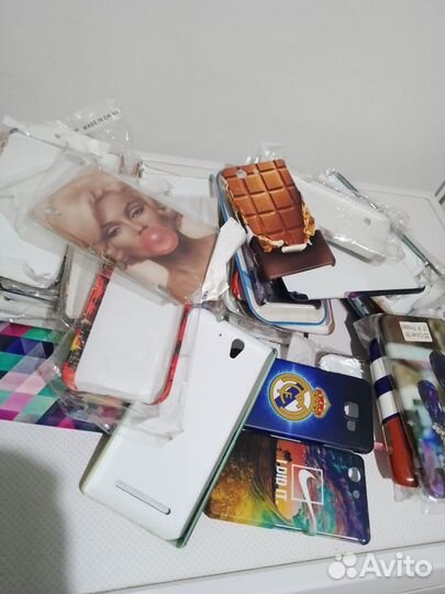 Чехлы / накладки для телефона