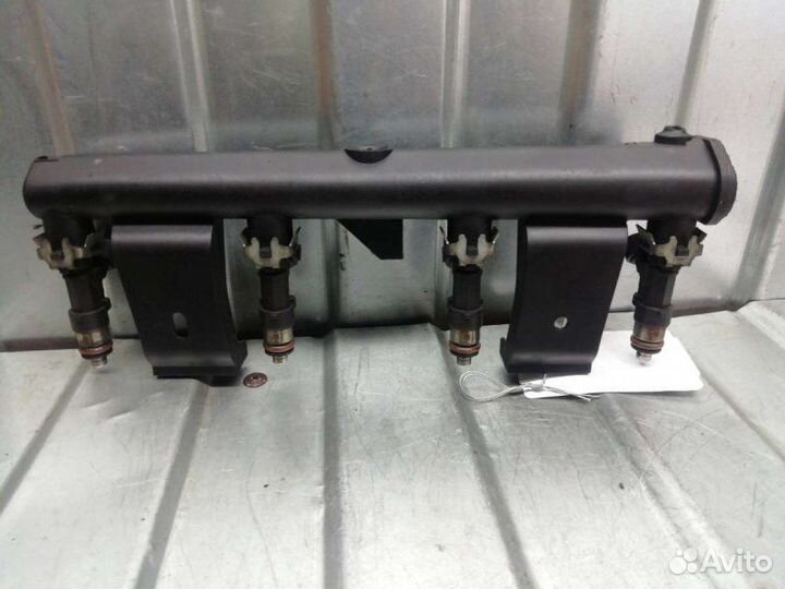 Топливная рампа Peugeot 307 универсал 1.6 2006