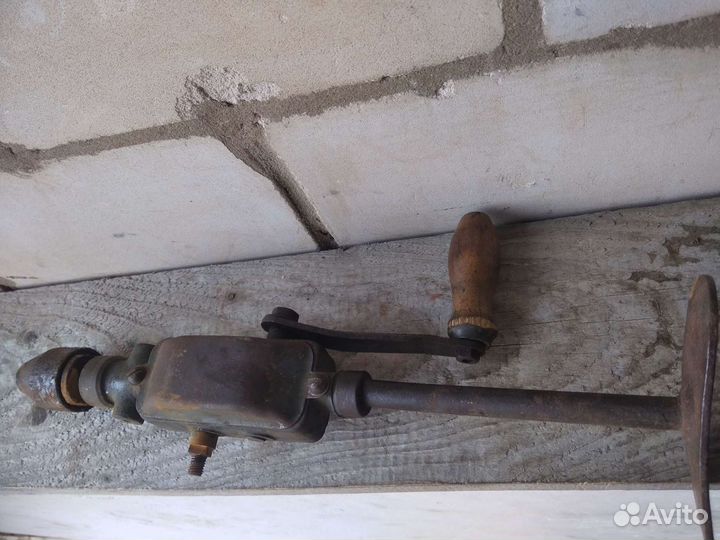 Ручная дрель