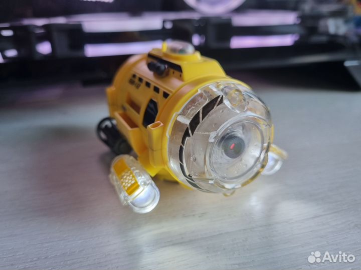 Подводная лодка на радиоуправлении