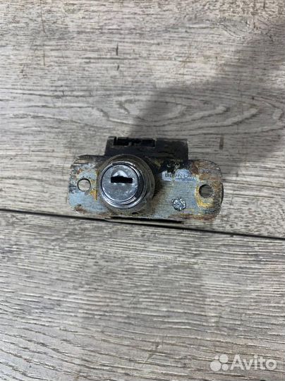 Замок багажника ваз-11113 (Ока)