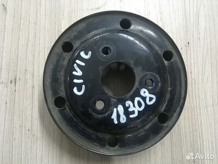 Шкив водяного насоса (помпы) Honda Civic viii (200