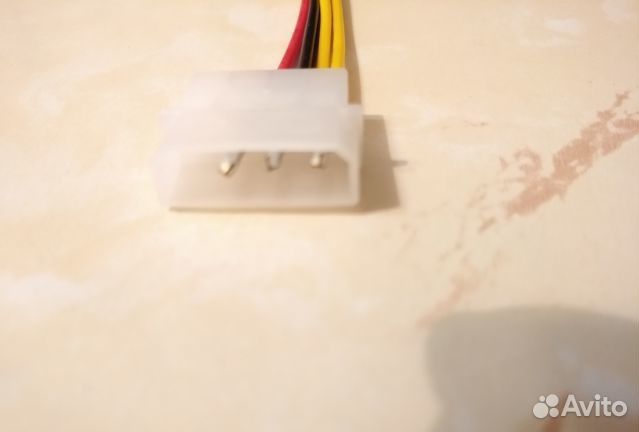 Новый переходник для видеокарт Molex - 6 pin
