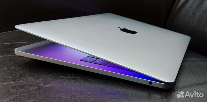 Ноутбук Apple MacBook Pro 13 2017 a1708 16/256