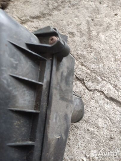 Корпус воздушного фильтра ваз