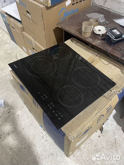 Электрическая варочная панель Comfee