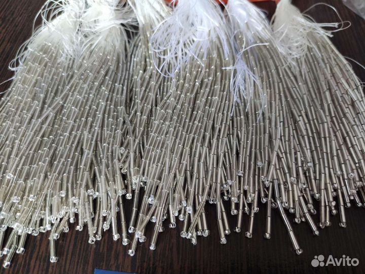 Стеклярус на нити (Китай)