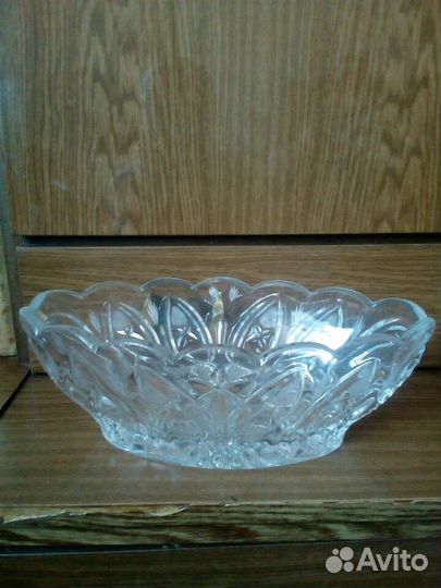 Ваза хрустальная