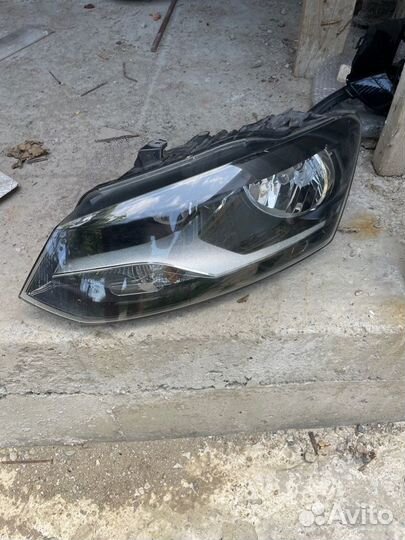 Фара левая Volkswagen Polo