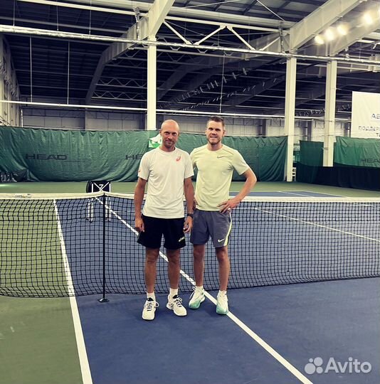 Тренер по большому теннису
