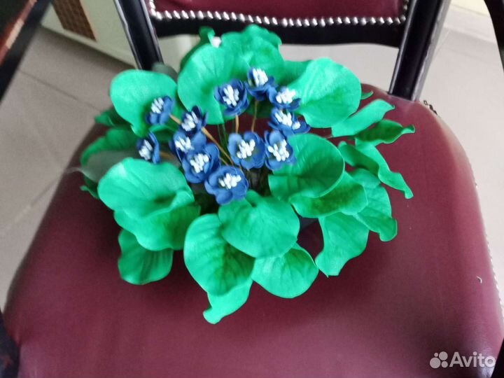 Фиалка из изолона