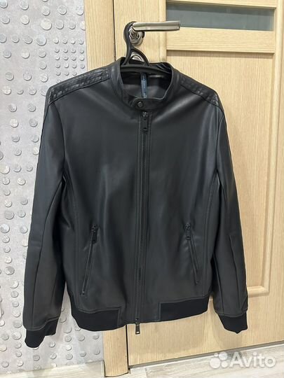 Кожаная куртка мужская 46 размер Zara