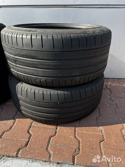 Pirelli P Zero 255/45 R20 и 285/40 R20