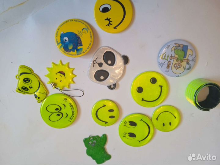 Значки светоотражающие