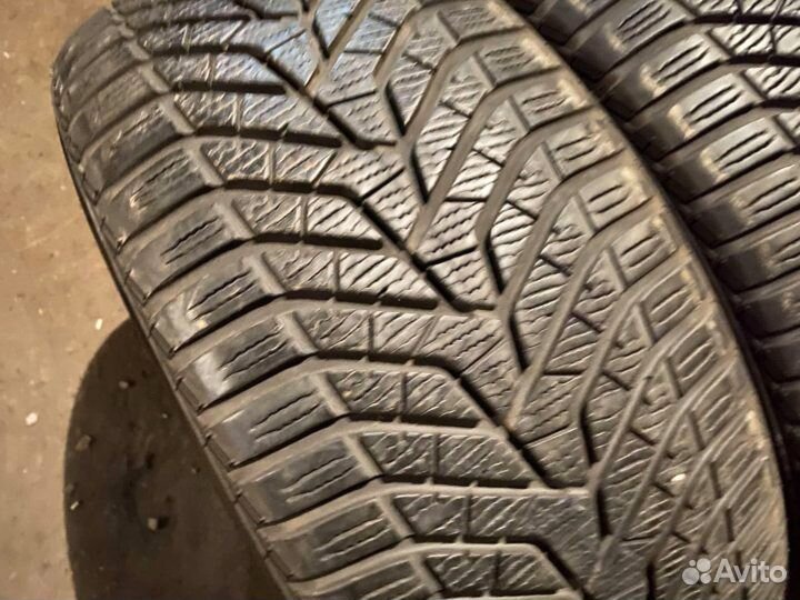 Yokohama W.Drive V905 235/45 R17 V