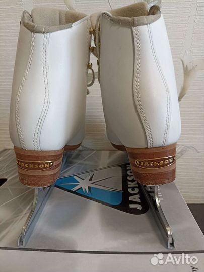 Коньки фигурные Jackson Elle