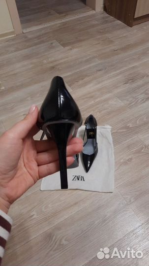 Туфли лаковые zara