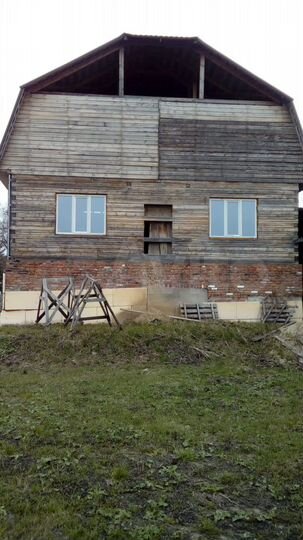 Дом 360 м² на участке 14 сот.