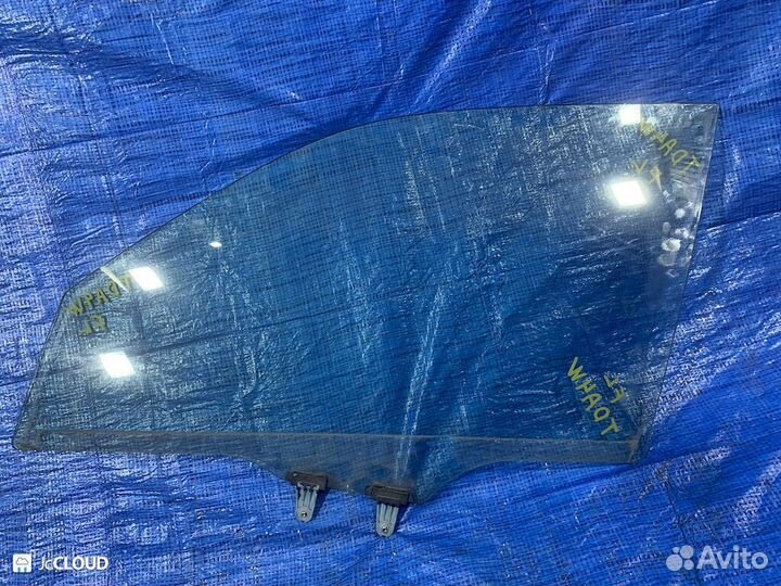 Стекло двери на suzuki escudo TDA4W J24B