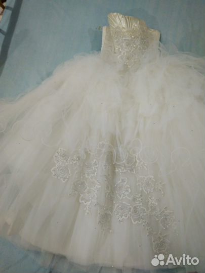 Нарядное платье для девочки