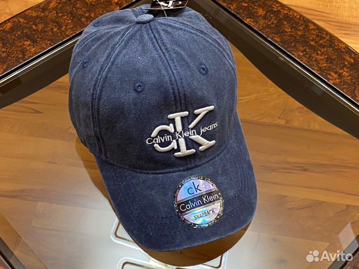 Кепка Calvin Klein tgvdiiigvfhgc
