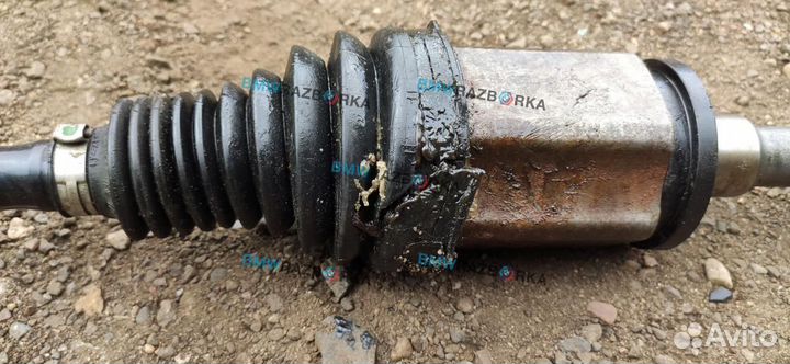 Полуось передняя правая BMW 7 F01/F02 рест. F02