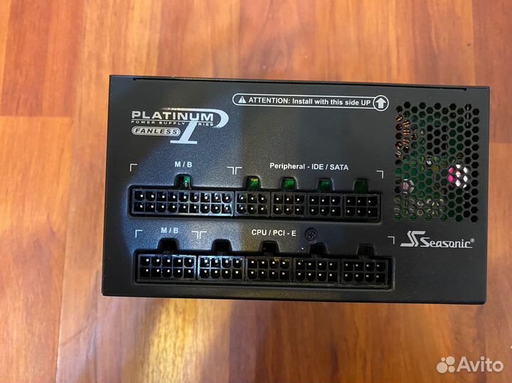 Блок питания Seasonic Platinum 520 Fanless