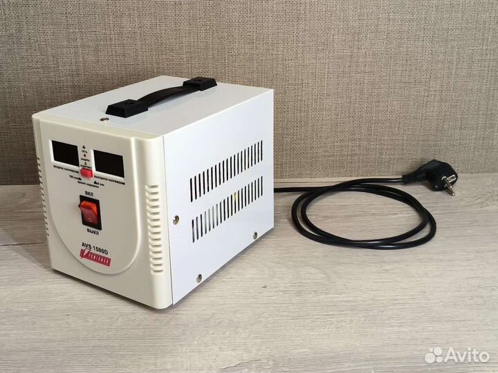 Стабилизатор напряжения Powerman AVS 1500D
