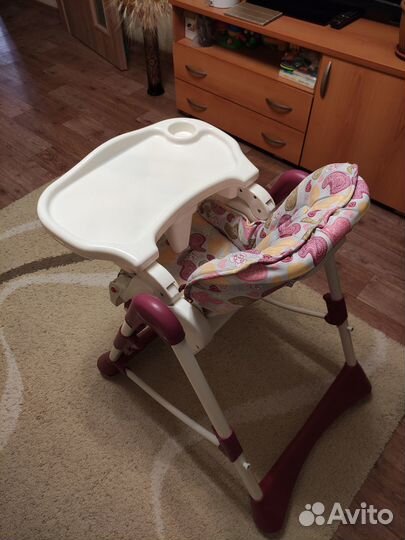 Детский стульчик для кормления