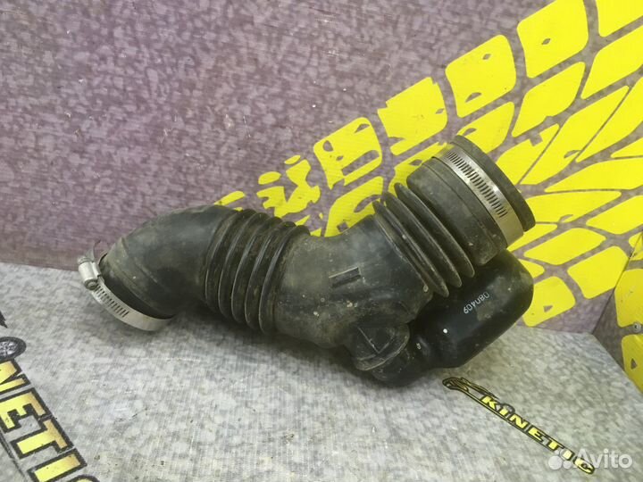 Патрубок воздушного фильтра Субару Импреза 1.5 G12