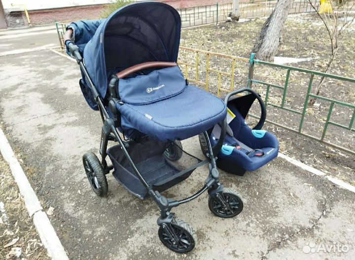 Коляска 2в1 отличная