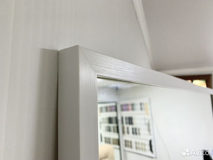 Зеркало напольное