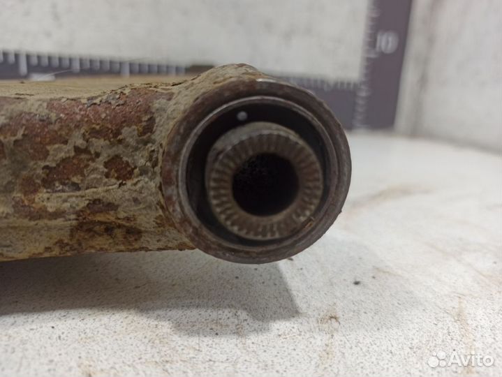 Рычаг передний правый нижний