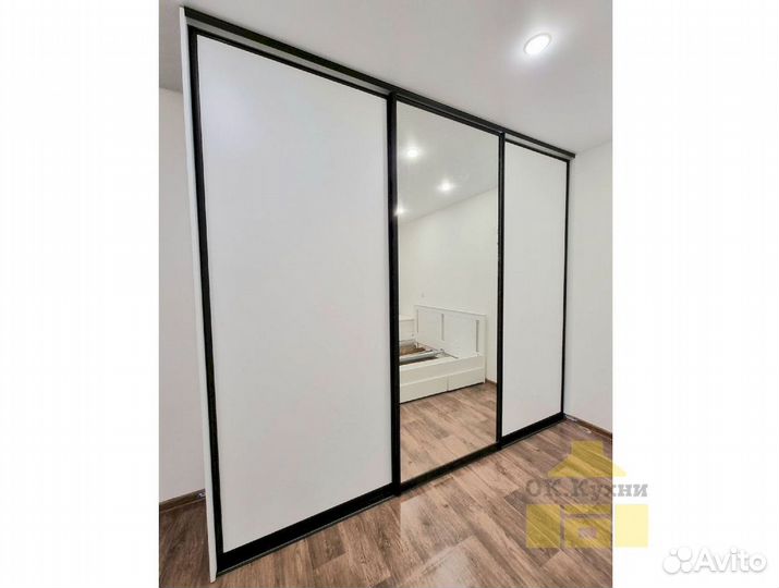 Встраиваемый шкаф