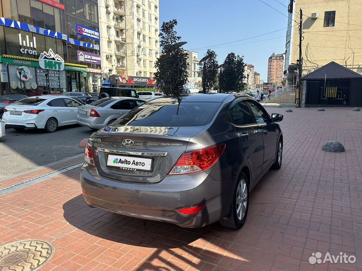 Hyundai Solaris 1.6 AT, 2012, 223 000 км