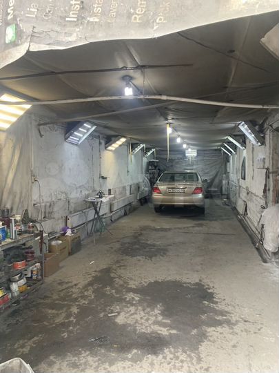 Гараж, > 30 м²